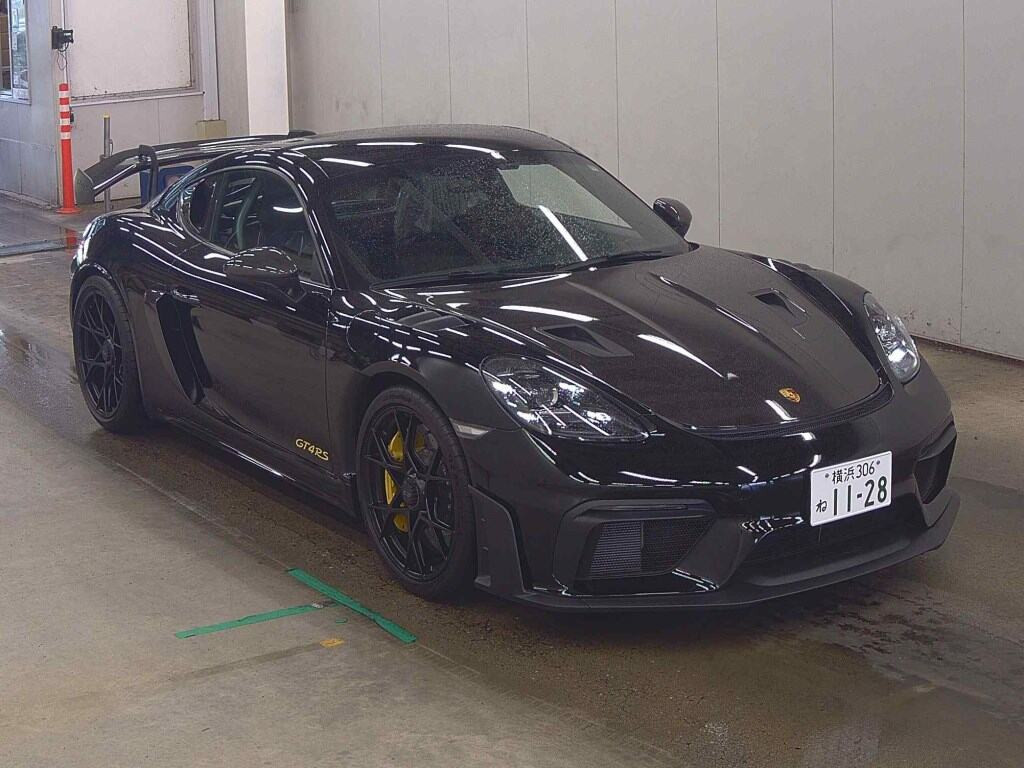 Porsche 718 Cayman 2024 z aukcji japońskiej