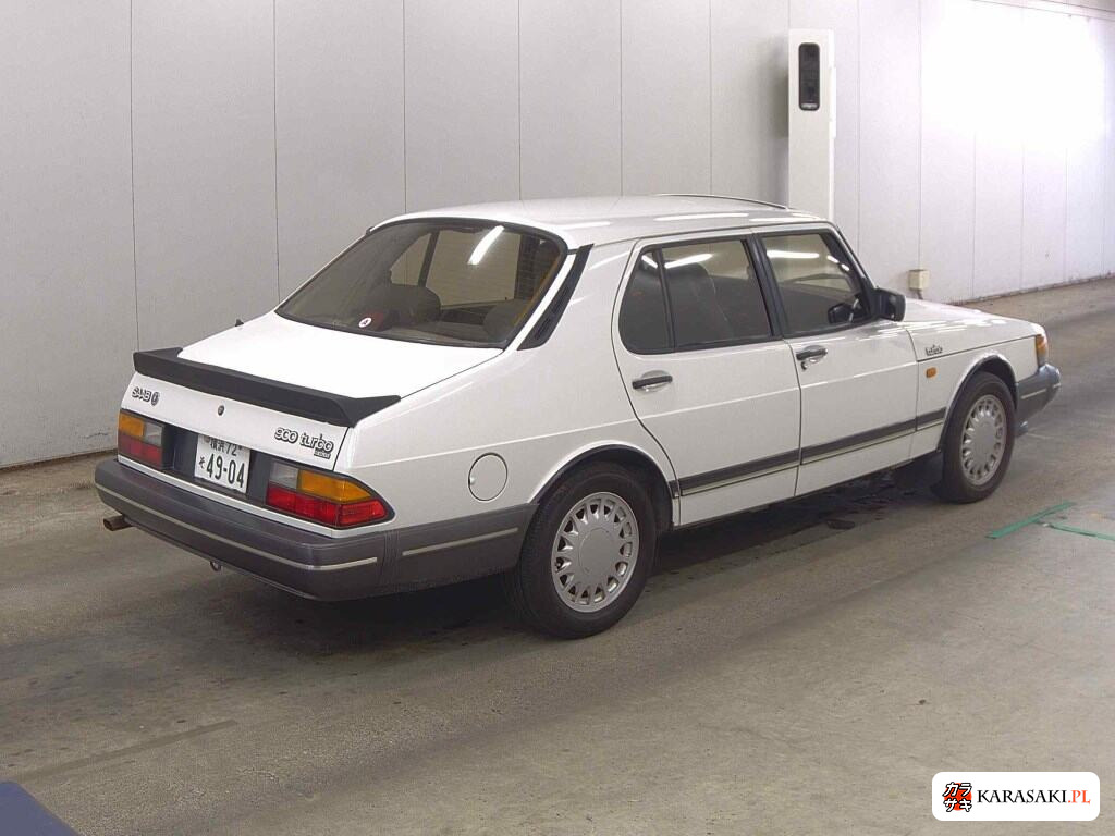 1990 Saab 900 Series 4D Turbo 16 4