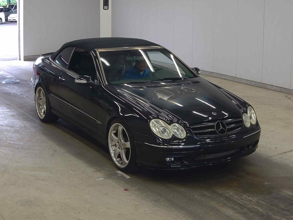 Mercedes-Benz CLK 2003 z aukcji japońskiej