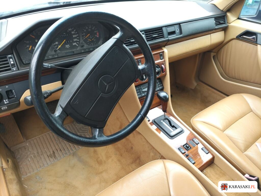1991 Mercedes-Benz Medium Class WG 4WD 300TE 4MATIC 5