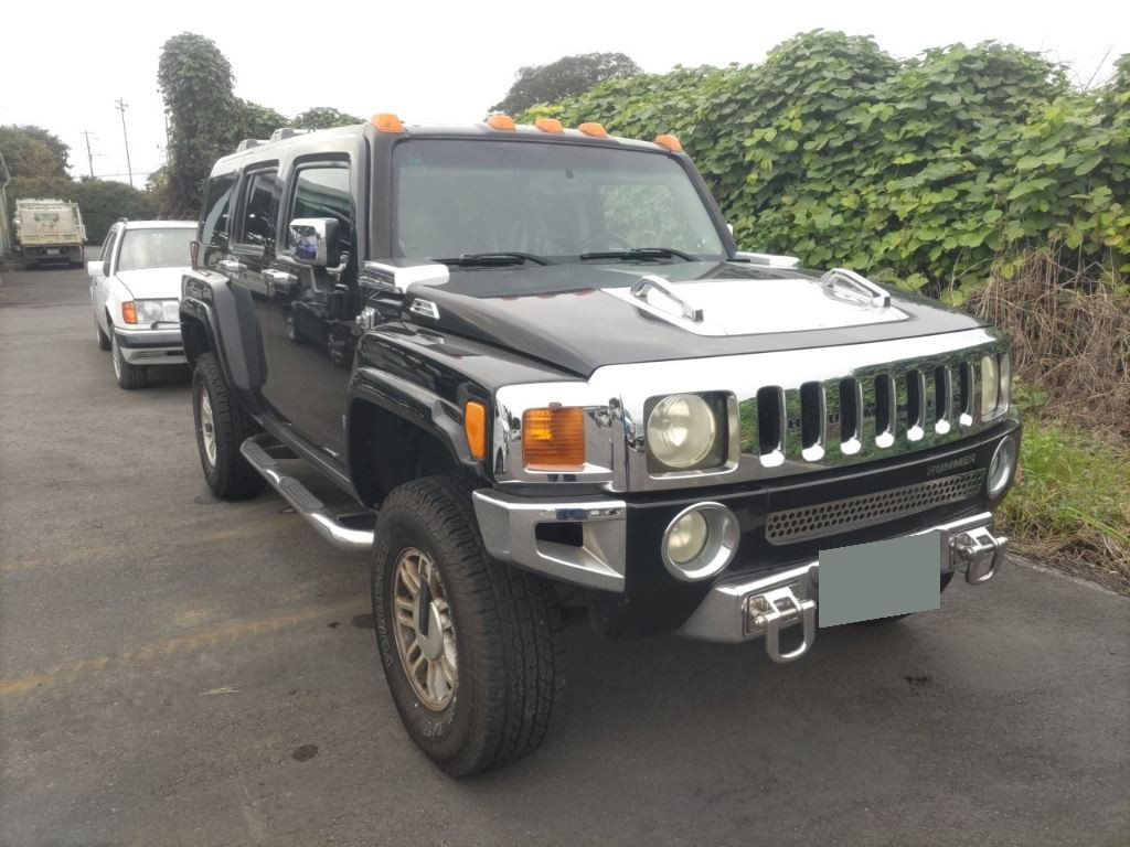 Hummer H3 2005 from a Japanese auction