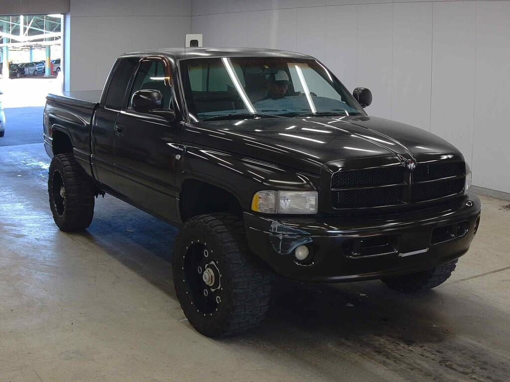 Dodge Ram 2005 z aukcji japońskiej