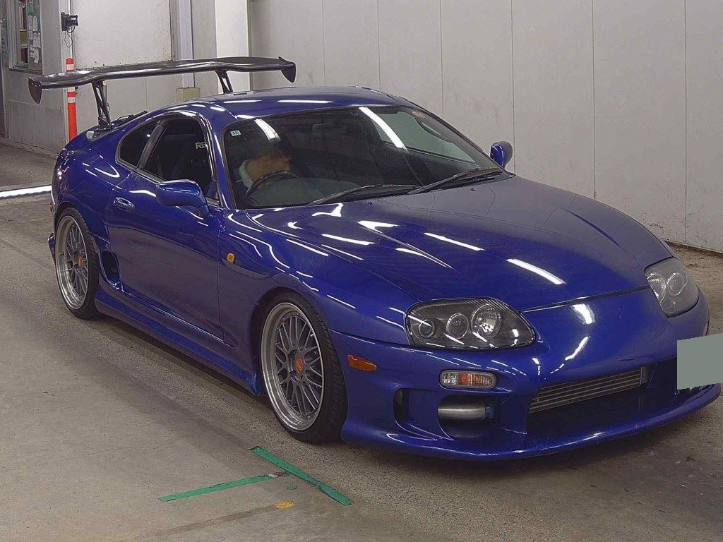 Toyota Supra 1997 z aukcji japońskiej