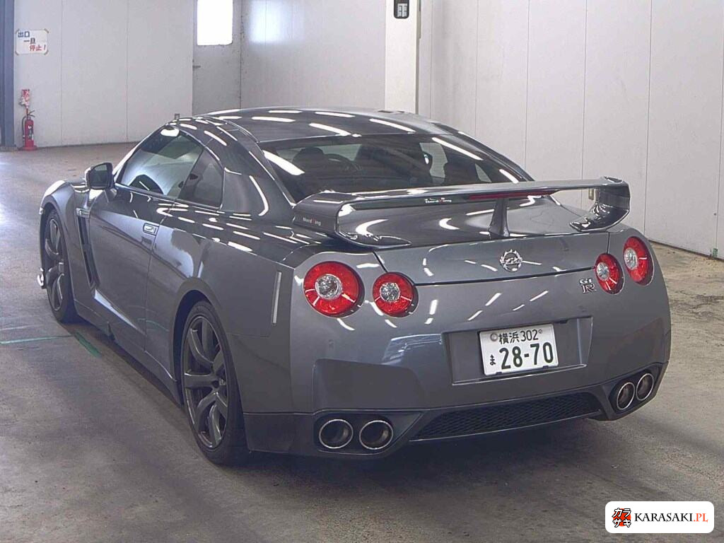 2008 Nissan GT-R 4WD Premium Edition 2