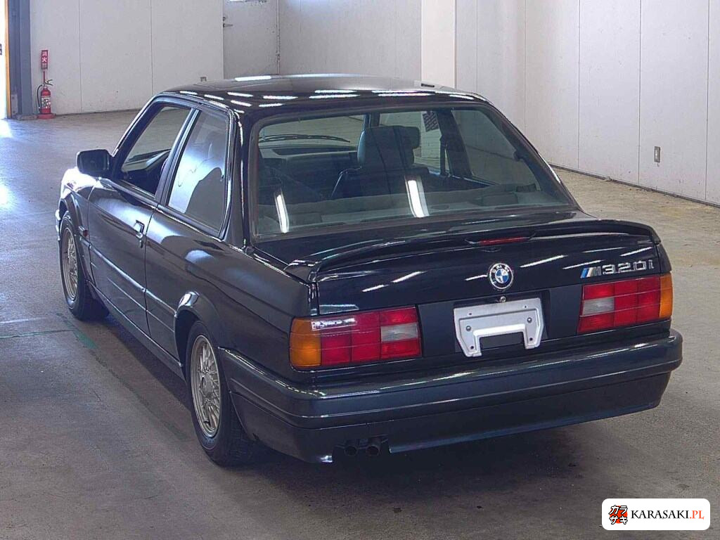1990 BMW 3 Series 2D 320I M-Technic 2
