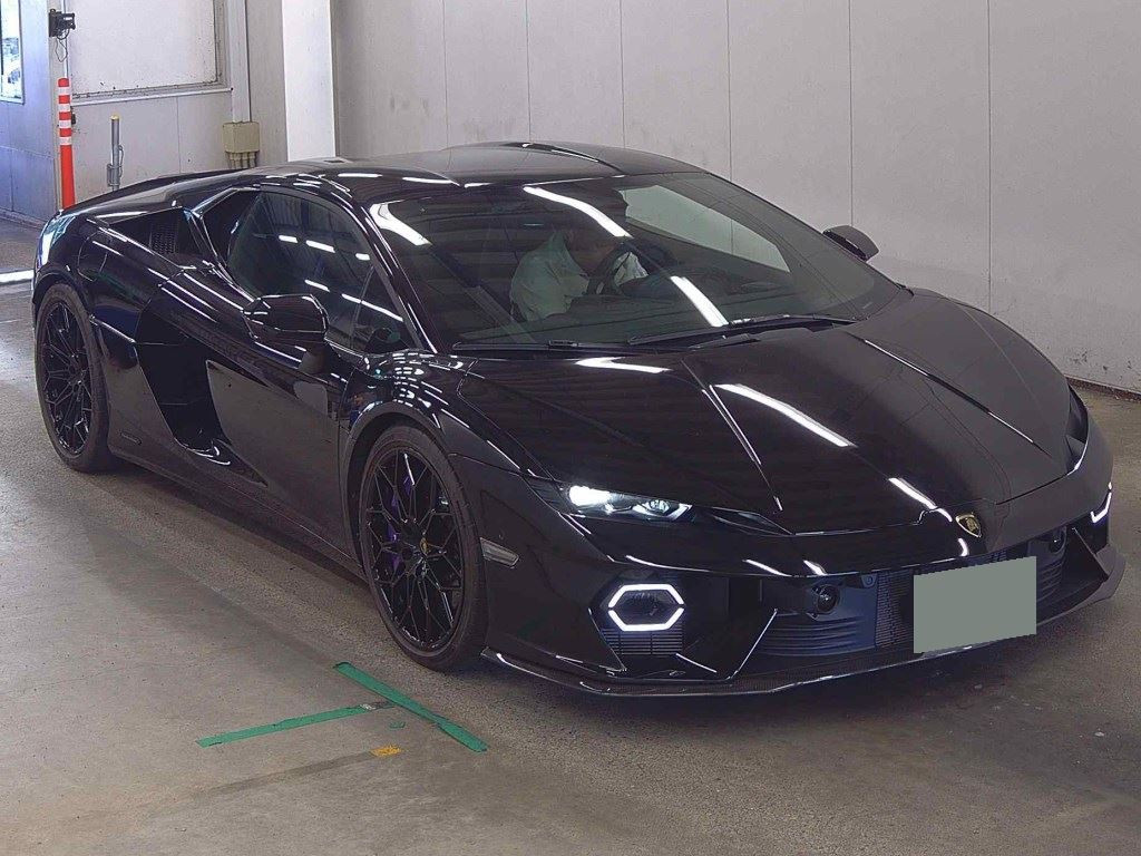 Lamborghini ZC40 2026 z aukcji japońskiej