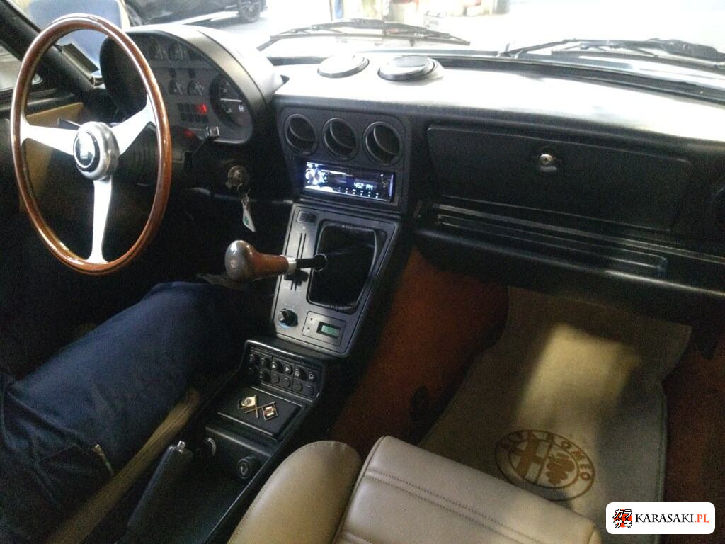1993 Alfa Romeo Alfa Spider 5