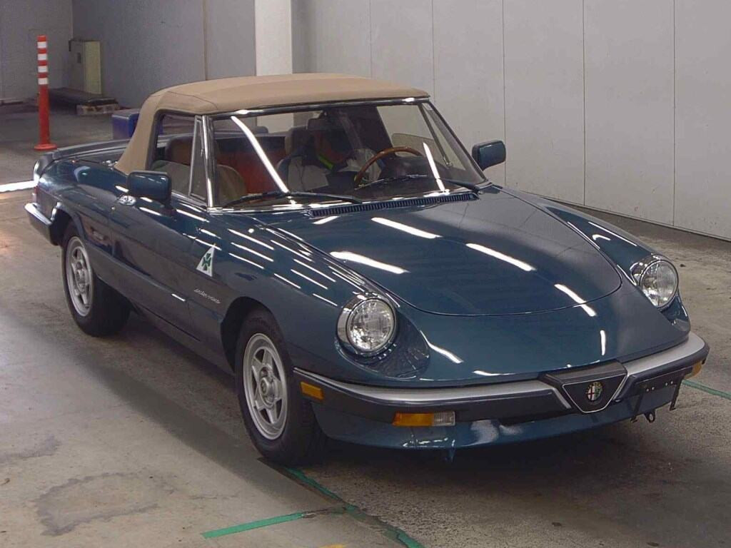 Alfa Romeo Alfa Spider 1993 z aukcji japońskiej