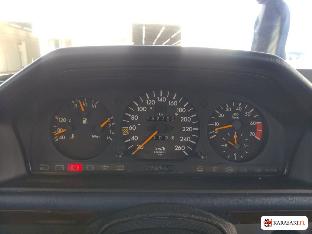 1992 Mercedes-Benz Medium Class 4D 500E 6