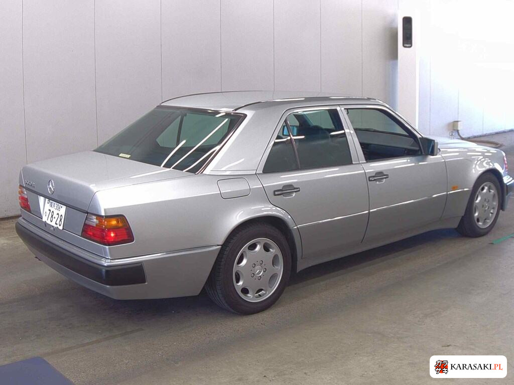 1992 Mercedes-Benz Medium Class 4D 500E 4