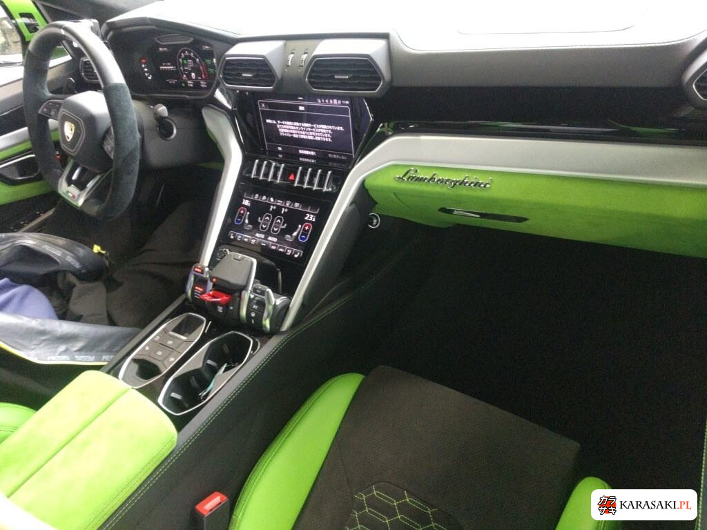 2022 Lamborghini Urus 4WD Base Grade 5