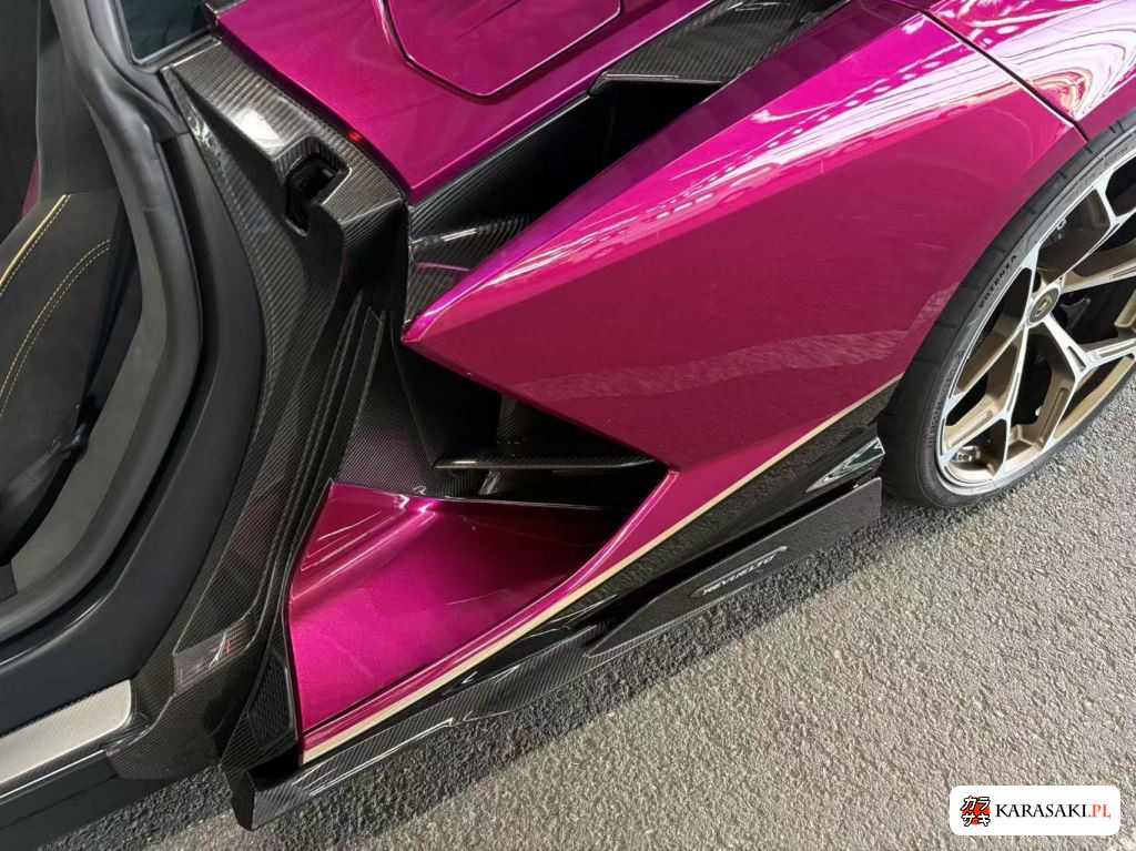 2026 Lamborghini Revuelto 4WD Base Graed 13