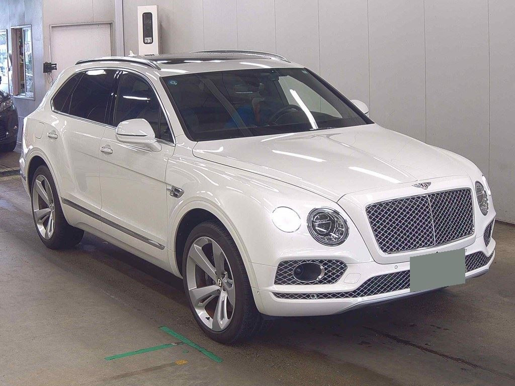 Bentley Bentayga 2019 z aukcji japońskiej