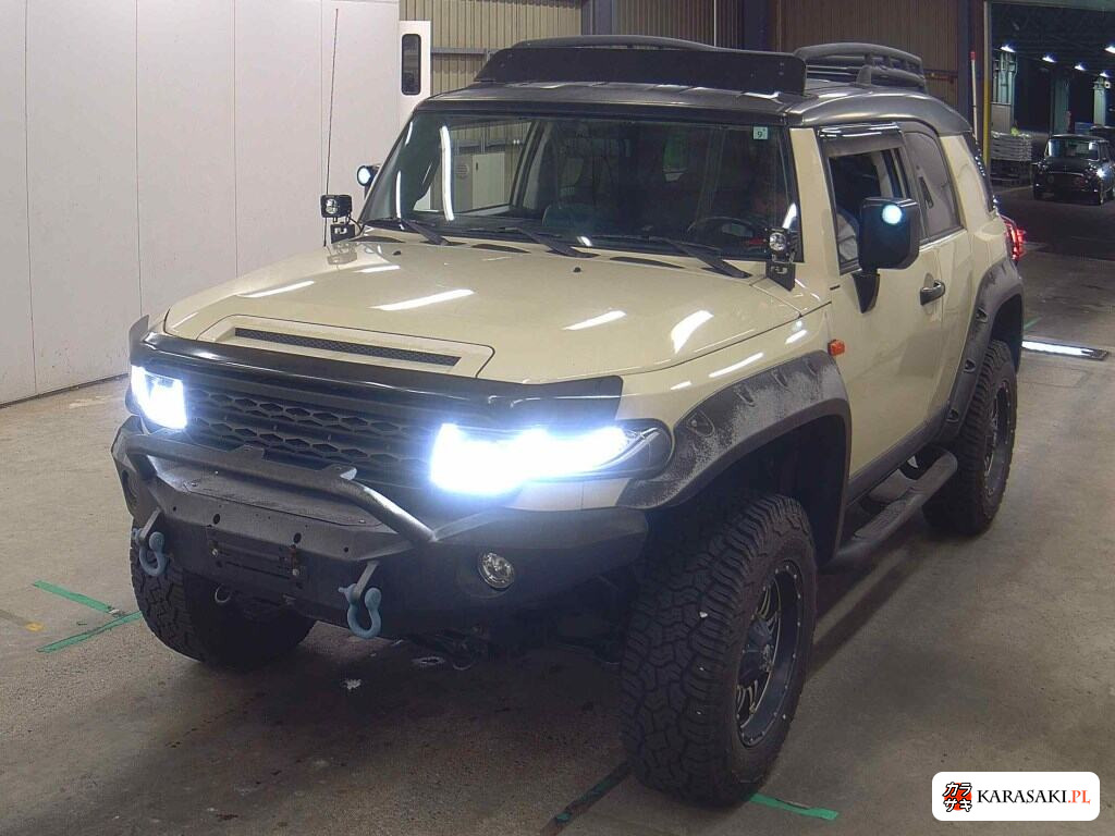 2013 America Toyota FJ Cruiser 4WD 3