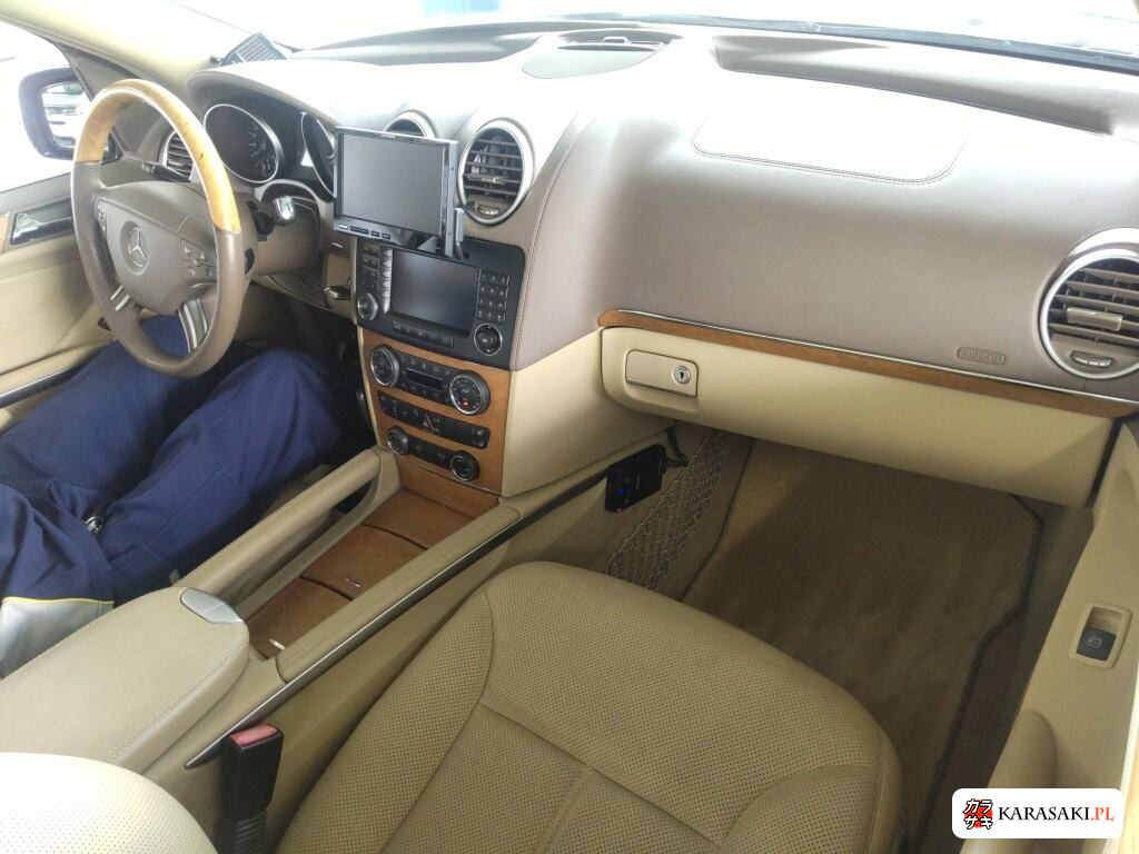 2006 Mercedes-Benz GL-Class 4WD GL550 4MATIC 5