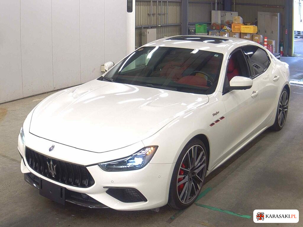 2021 Maserati Ghibli 4D 3