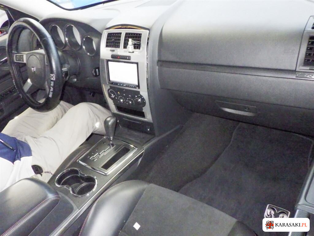 2009 Dodge Charger 4D SRT8 5