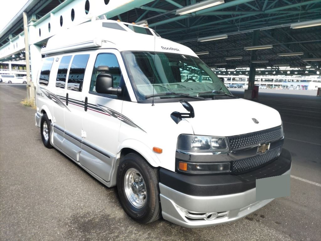 Chevrolet Express 2010 z aukcji japońskiej