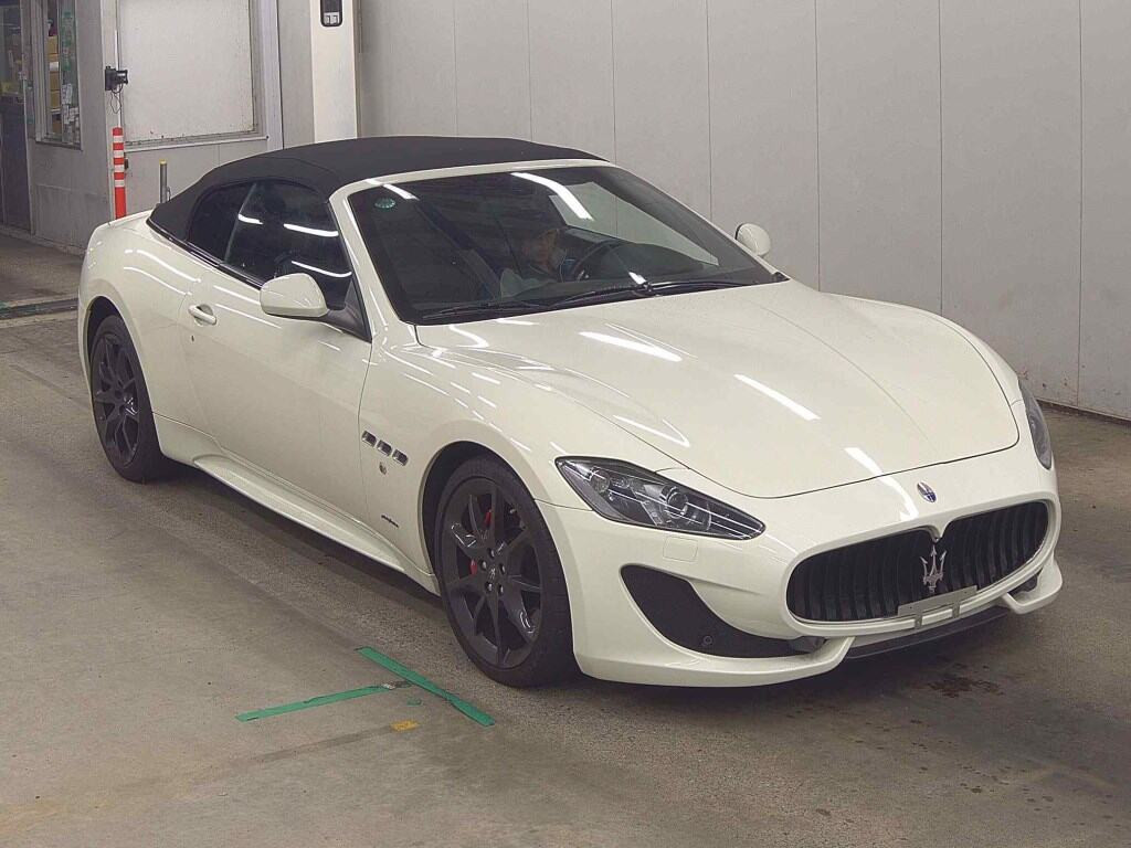 Maserati Grancabrio 2014 z aukcji japońskiej