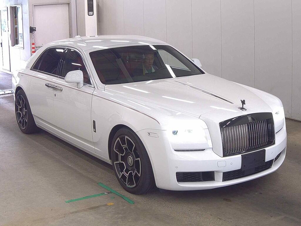 Rolls-Royce Ghost 2020 z aukcji japońskiej