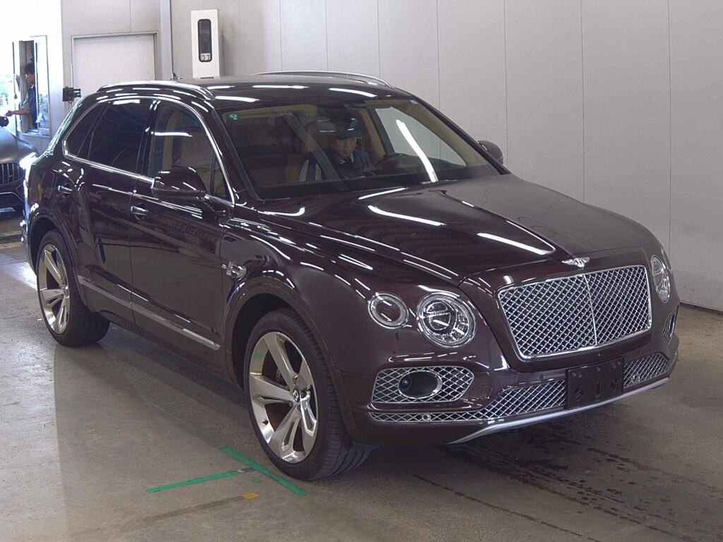 Bentley Bentayga 2017 z aukcji japońskiej