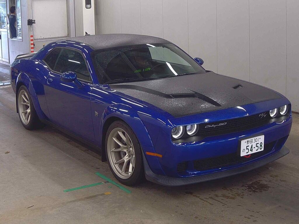 Dodge Challenger 2025 z aukcji japońskiej