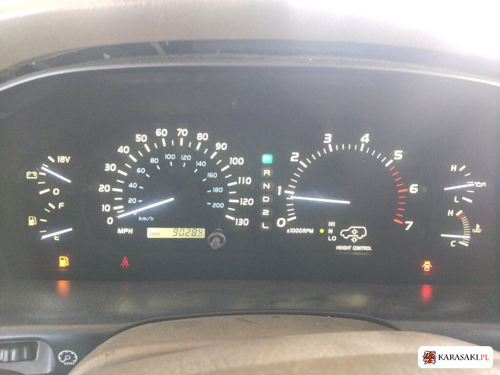 2005 Lexus (us) LX470 4WD 6