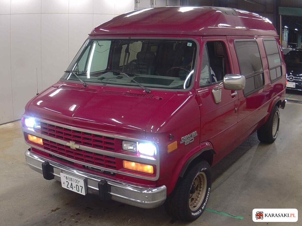 1995 Chevrolet Chevyvan 4D 3
