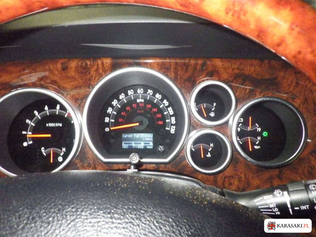 2012 America Toyota Sequoia 5D Limited 6
