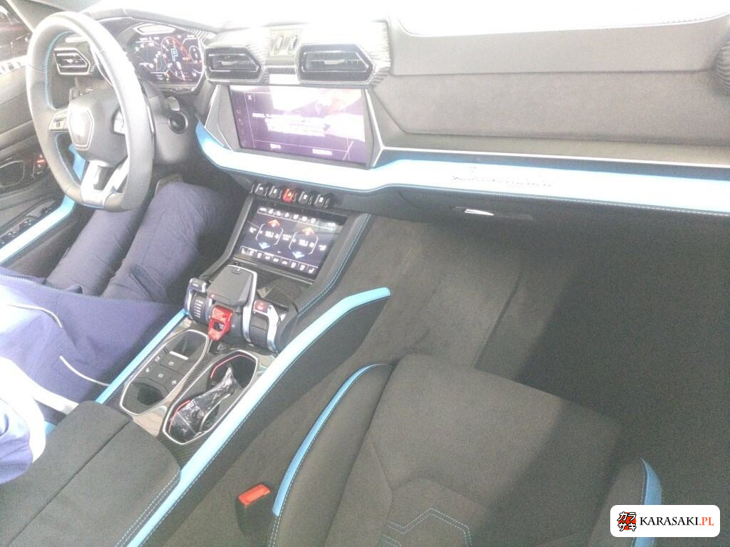 2026 Lamborghini Urus 4WD 5