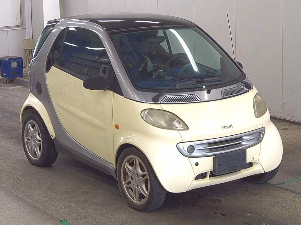 MCC Smart Coupe 2001 z aukcji japońskiej