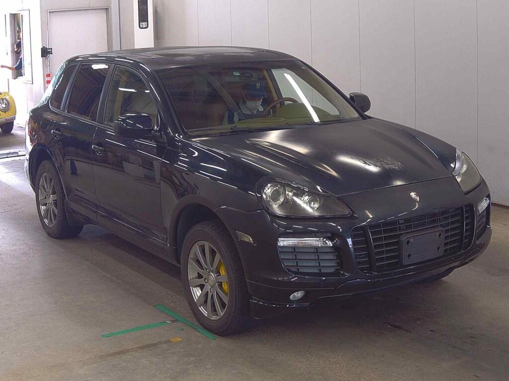 Porsche Cayenne 2010 z aukcji japońskiej