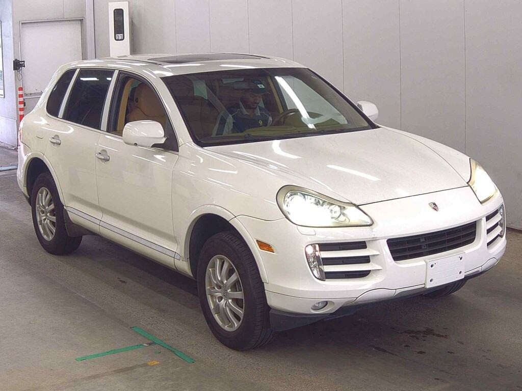 Porsche Cayenne 2010 z aukcji japońskiej