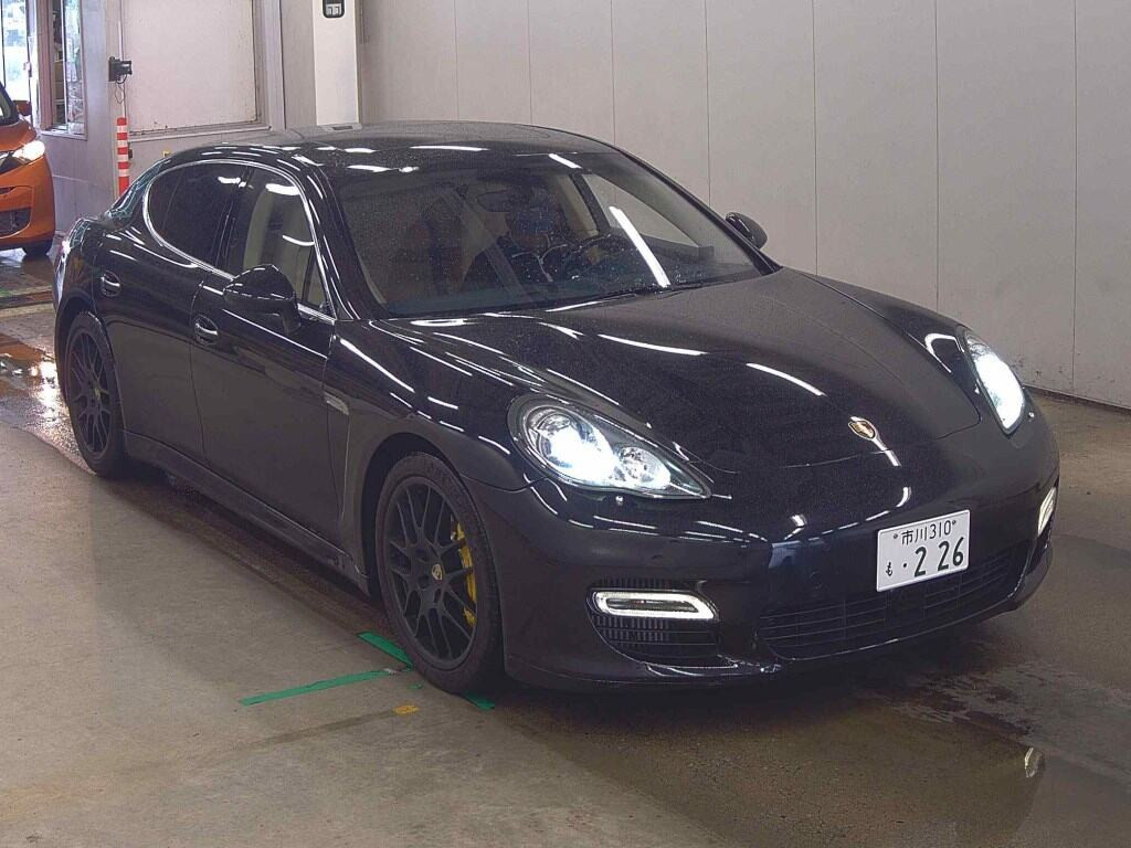 Porsche Panamera 2010 z aukcji japońskiej