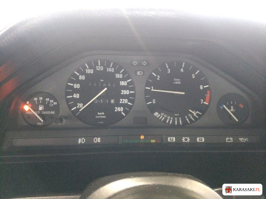 1989 BMW 3 Series 4D 320I 6