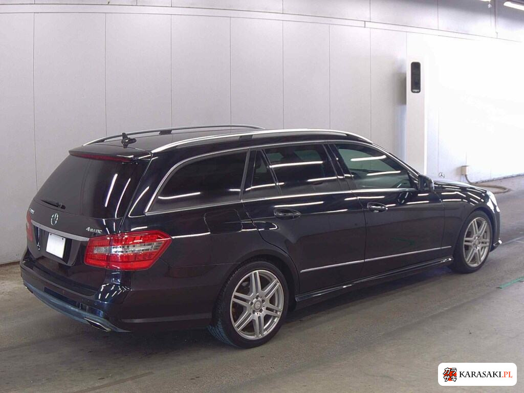 2013 Mercedes-Benz E-Class Stationwagon 4WD E300 4MATIC Avantgarde AMG 4