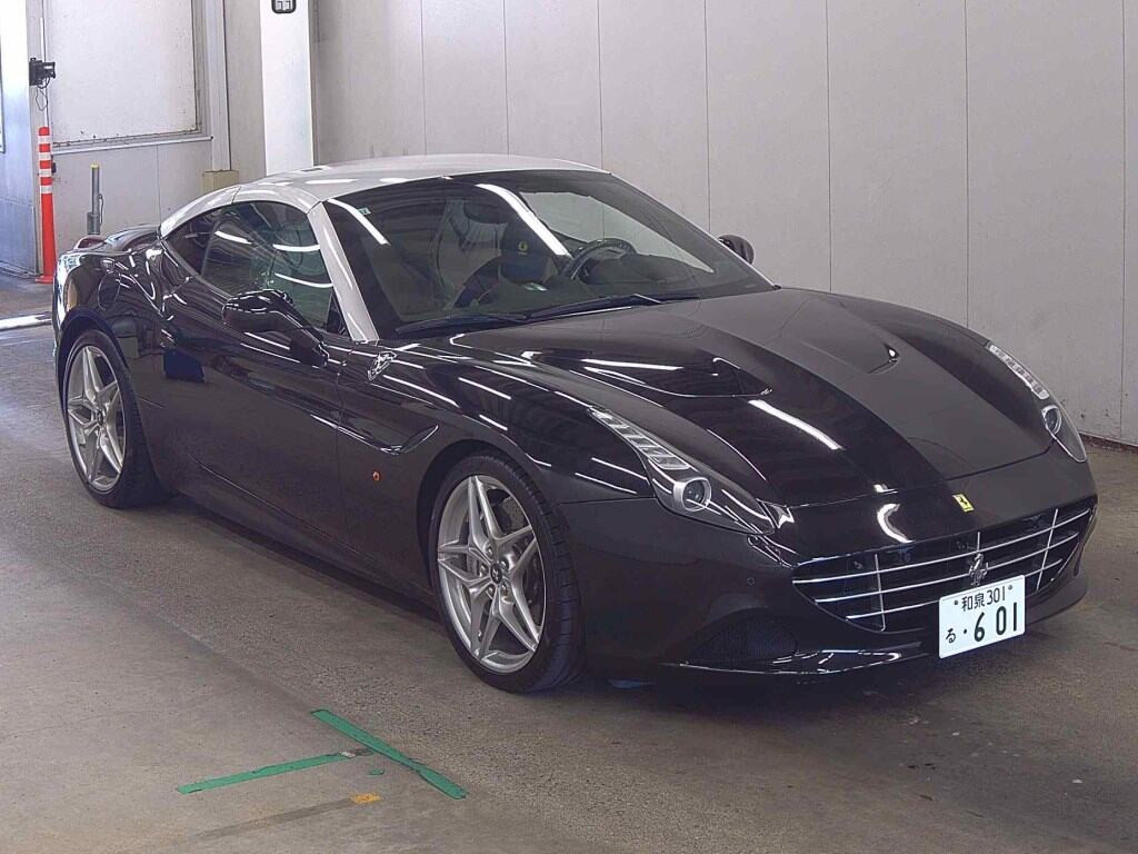 Ferrari California T 2015 z aukcji japońskiej