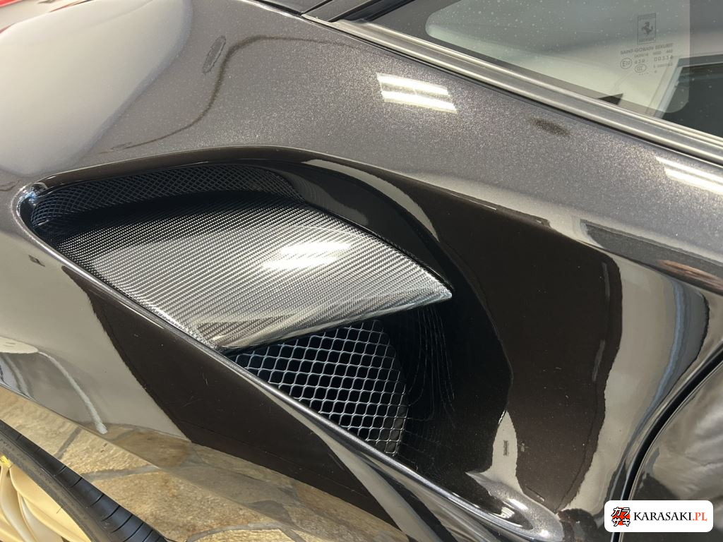 2016 Ferrari 488 GTB Base Grade 11