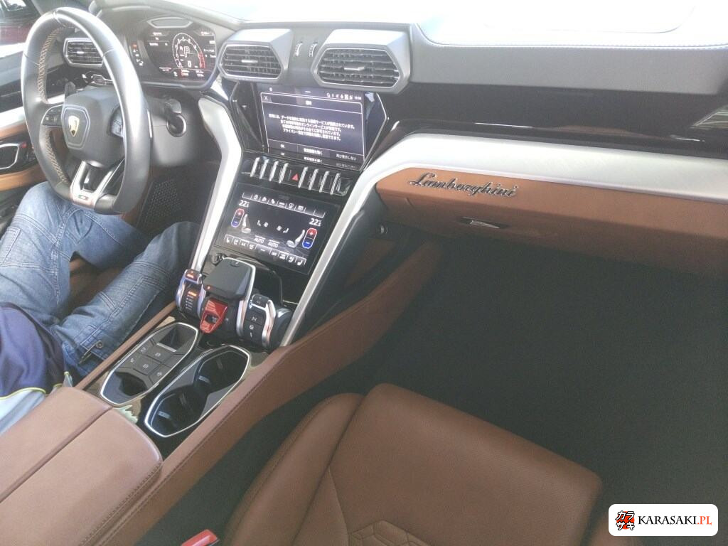 2021 Lamborghini Urus 4WD Base Grade 5