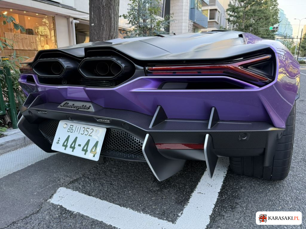 2026 Lamborghini Revuelto 4WD Base Graed 15