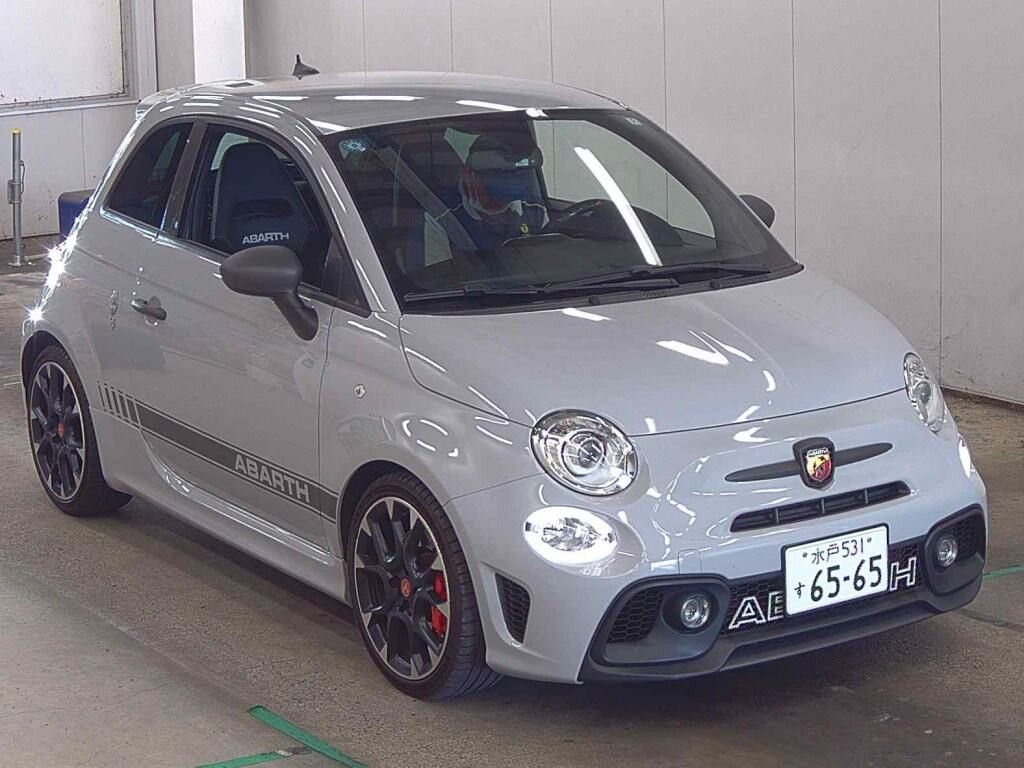 Abarth 595 2020 z aukcji japońskiej