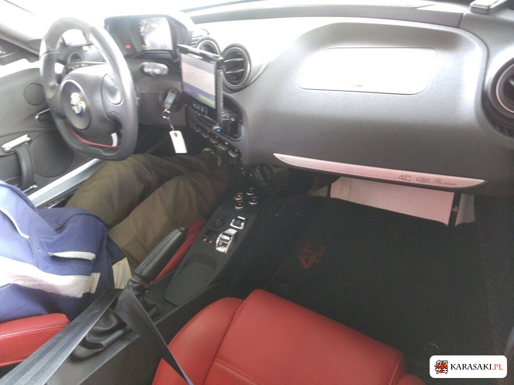 2015 Alfa Romeo 4C 5