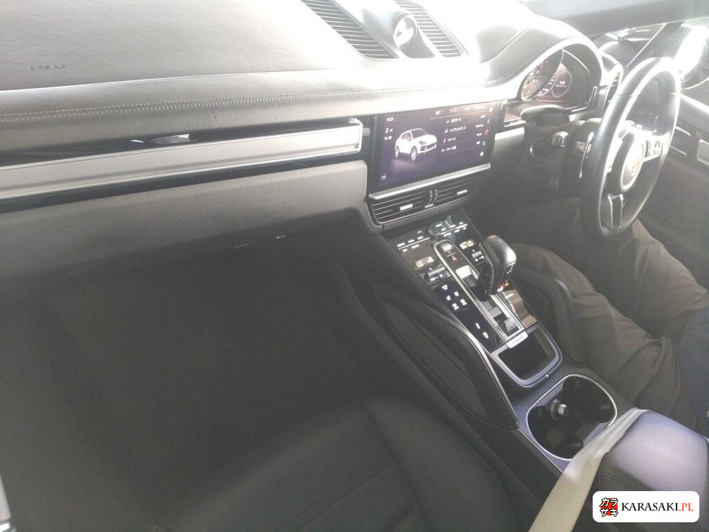 2022 Porsche Cayenne Coupe 4WD E-Hybrid Platinum Edition 5