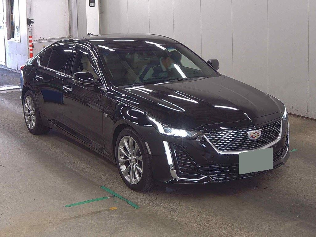 Cadillac CT5 2021 z aukcji japońskiej