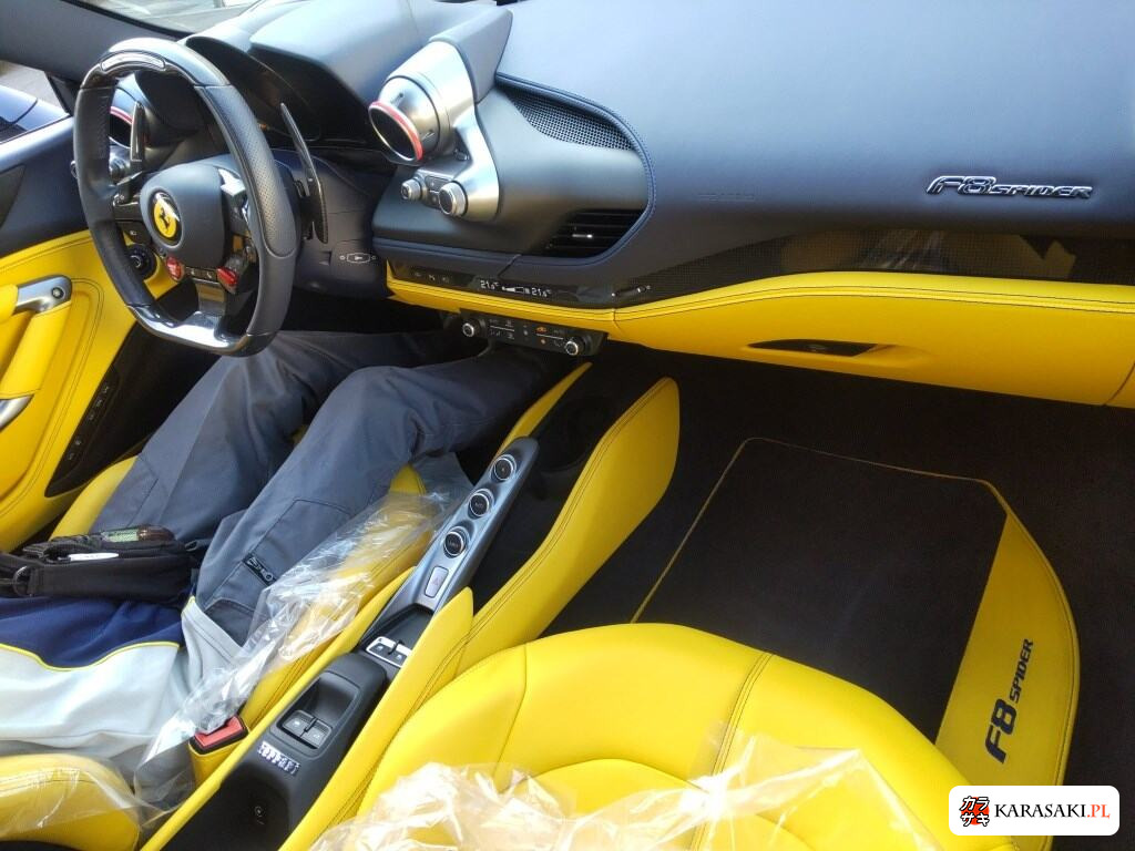 2023 Ferrari F8 Spider Base Grade 5