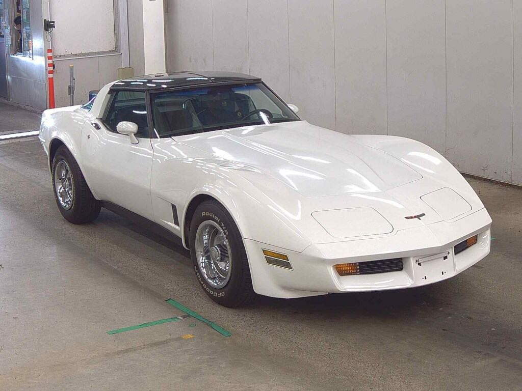 Chevrolet Corvette 1981 z aukcji japońskiej