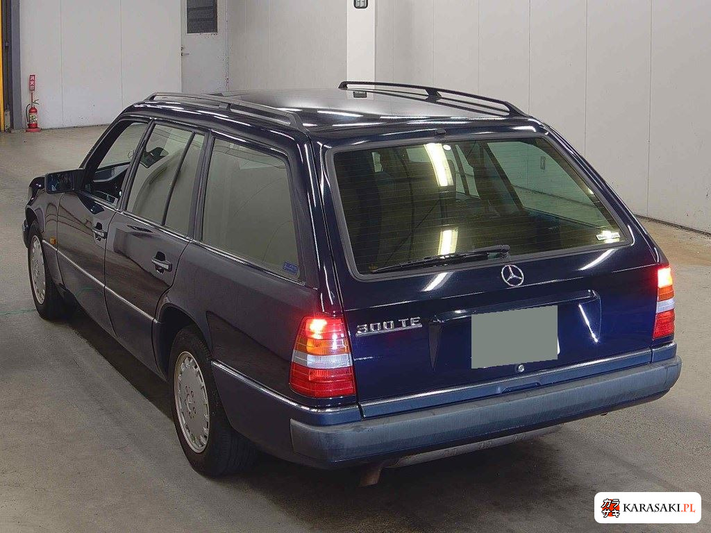 1992 Mercedes-Benz Medium Class WG 300TE 2