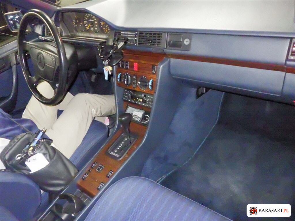 1992 Mercedes-Benz Medium Class WG 300TE 5