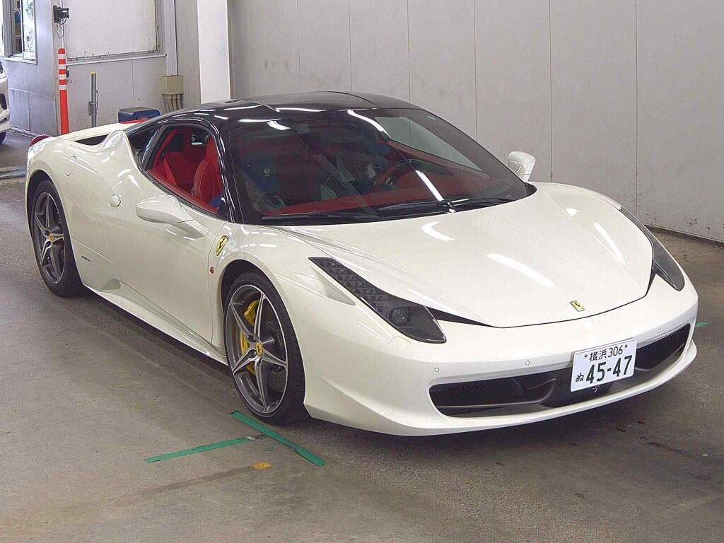 Ferrari 458 Italia 2021 z aukcji japońskiej