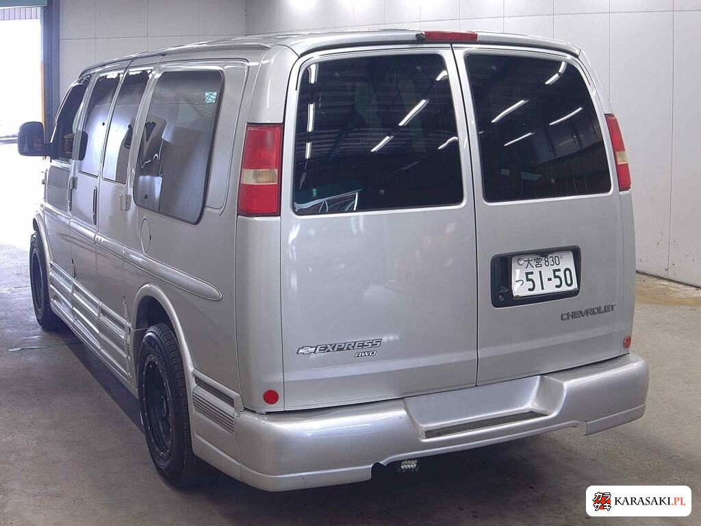 2005 Chevrolet Express 4WD 2